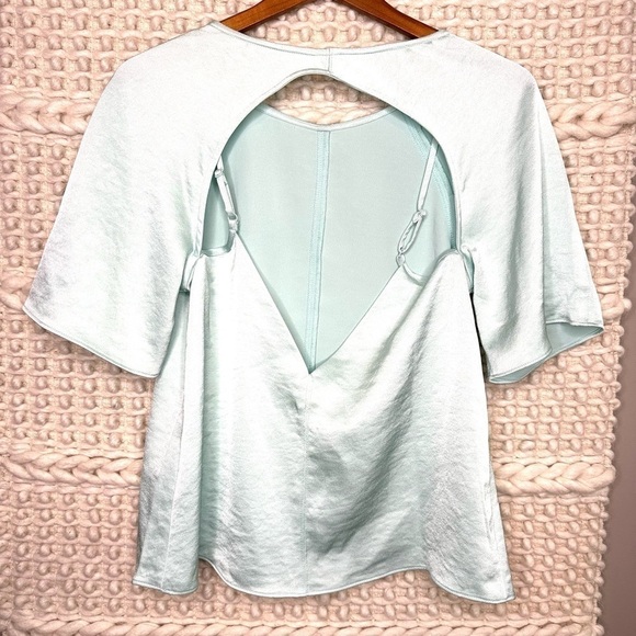 Daily Practice by Anthropologie Sleek Open Back Top - Picture 5 of 6